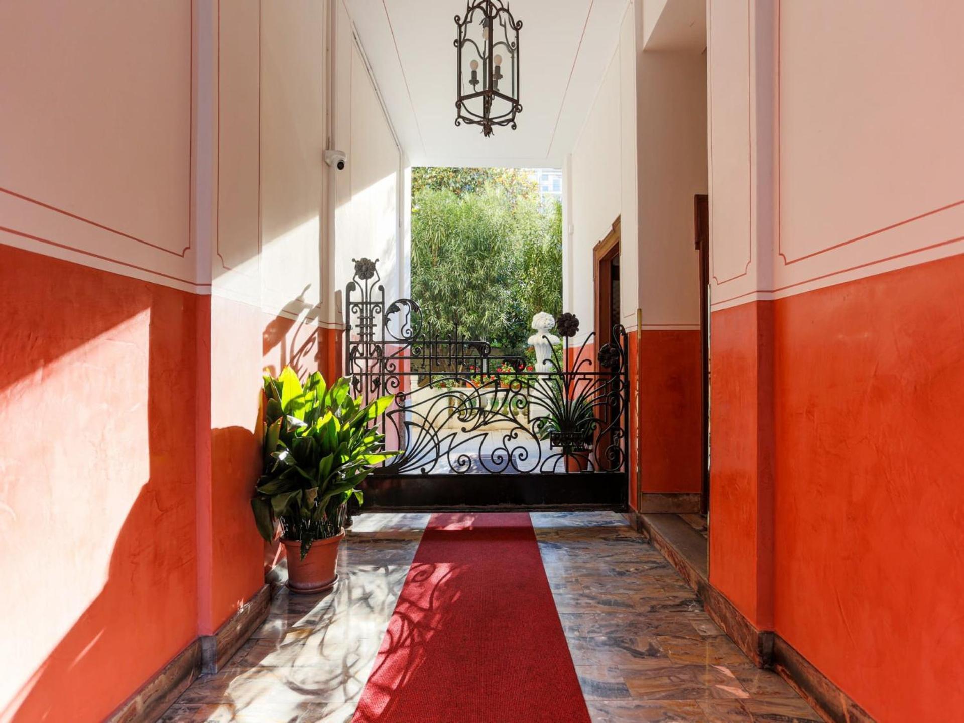 The Rent - Cozy In The Risorgimento Area